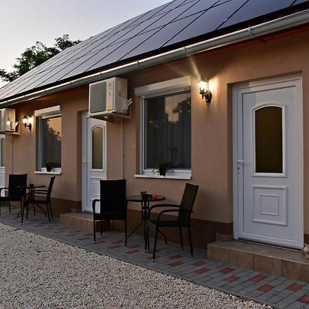 Napfény Apartman Makó Extérieur photo